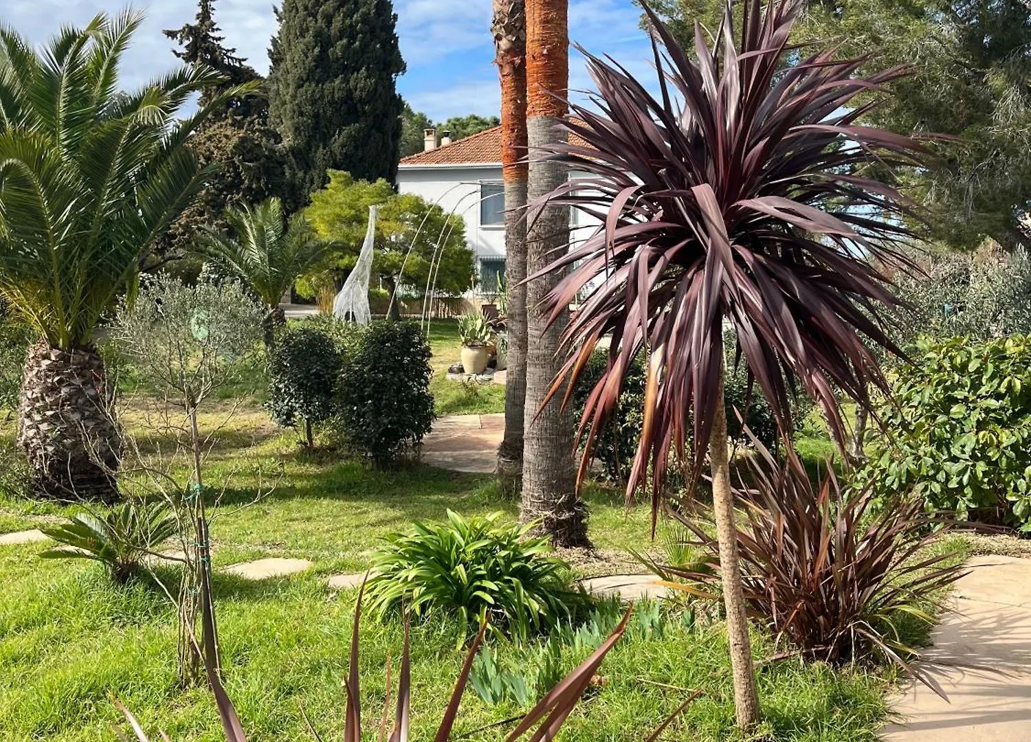Holiday home Le Poisson Qui Recule - Maison Et Piscine Dans Parc Arbore Proche Mer Sanary-sur-Mer