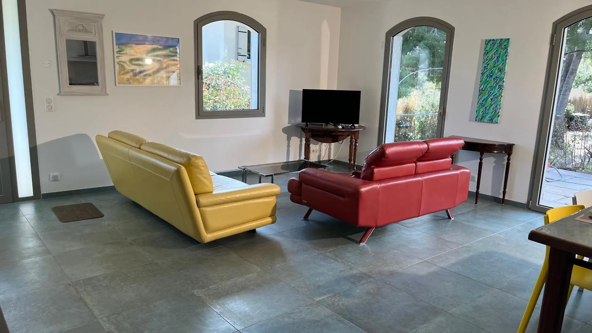 Maison neuve + piscine dans parc arboré proche mer Sanary-sur-Mer