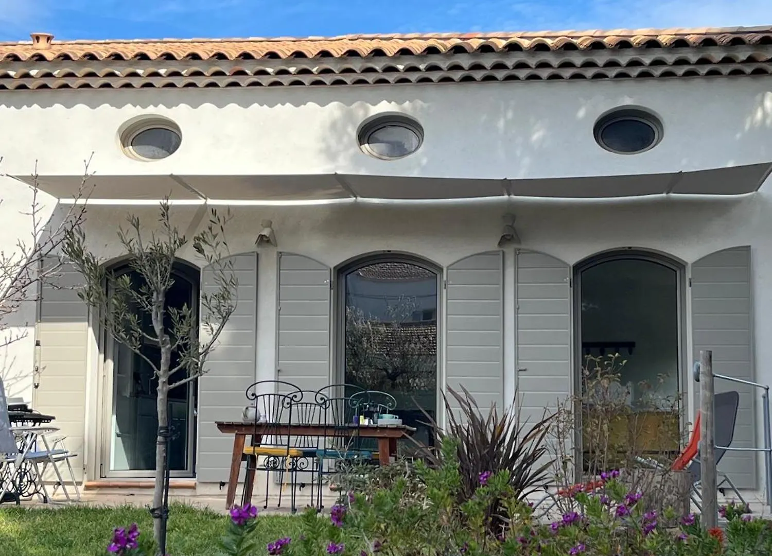 Le Poisson Qui Recule - Maison Et Piscine Dans Parc Arbore Proche Mer Sanary-sur-Mer 0*,  France